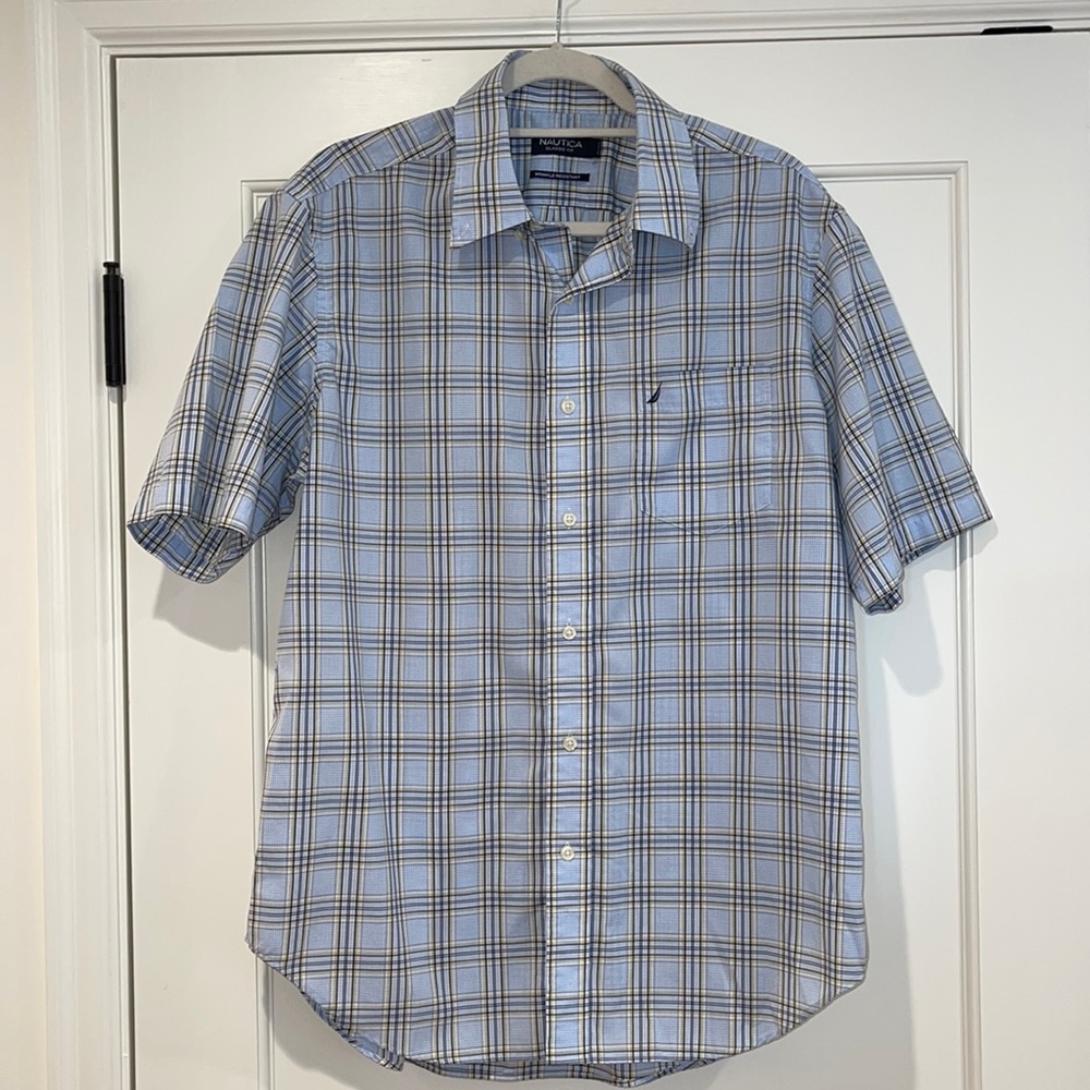 Nautica Short Sleeve Crisp Plaid Button Up Large